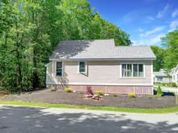 Seaglass Village Gem! 3 night min, close to Ogunquit Beach