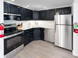 Newly Remodeled 1BR | Shuttle, Fireplace, Amenities in the Heart of Killington