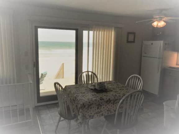 Sea Breeze - W007 Wonderful Beachfront Oceanfront property for the whole family