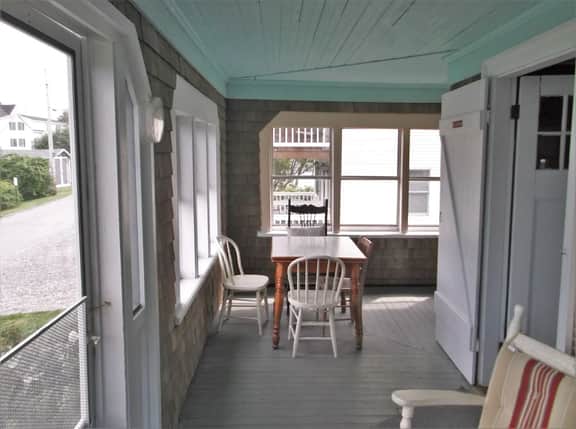 Cozy Cottage by the Sea - Y67  Classic New England cottage close to the beach