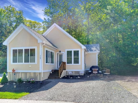 Seaglass Village Gem! 3 night min, close to Ogunquit Beach